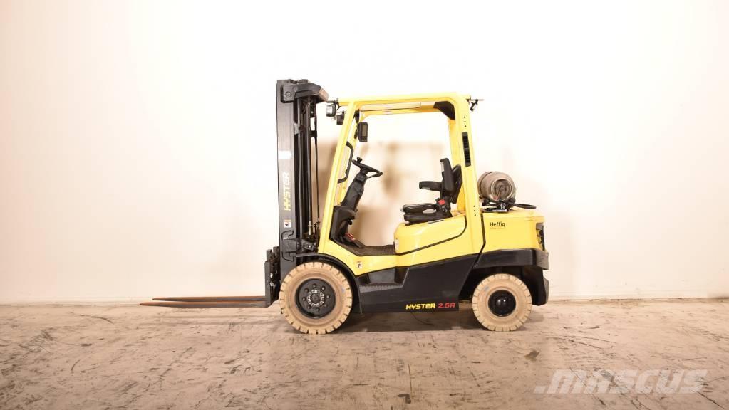 Hyster H2.5A6-L Wózki LPG