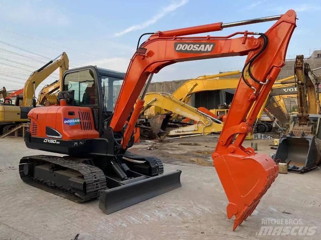 Doosan DX60 Koparki gąsienicowe