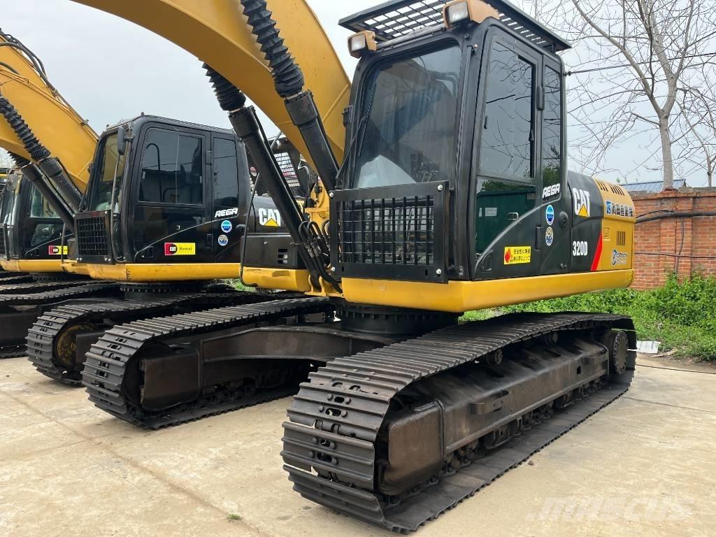 CAT 320 D Koparki gąsienicowe