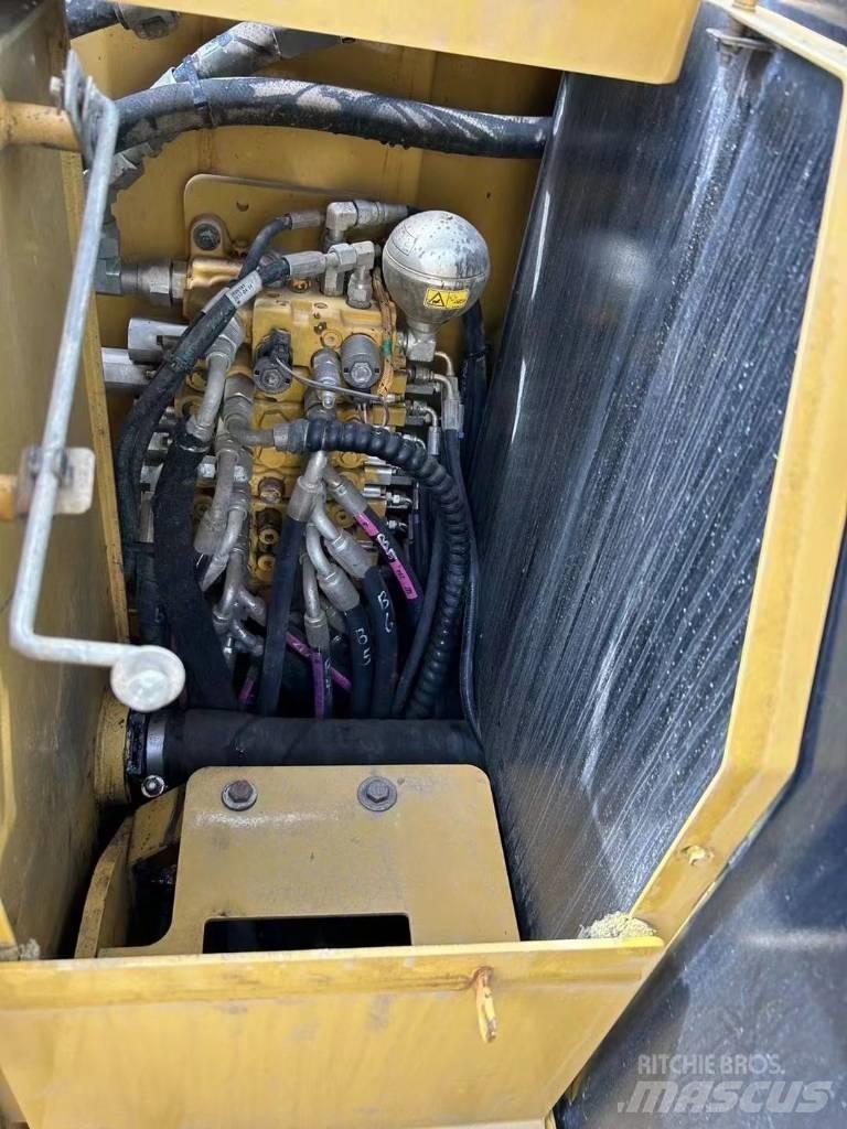 CAT 305.5E Koparki gąsienicowe