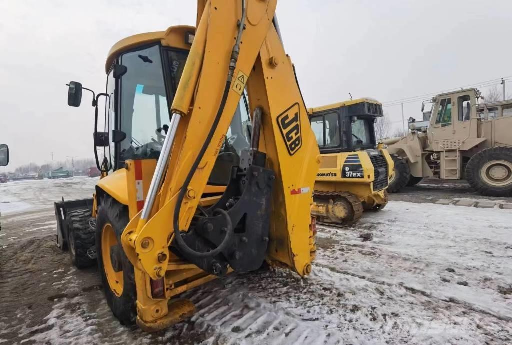 JCB 3CX Koparko-ładowarki