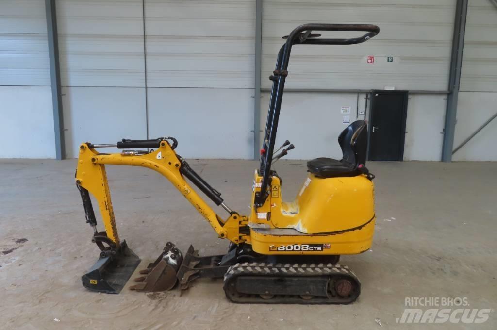 JCB 8008 Minikoparki