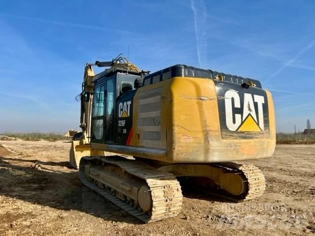 CAT 326 F L Koparki gąsienicowe