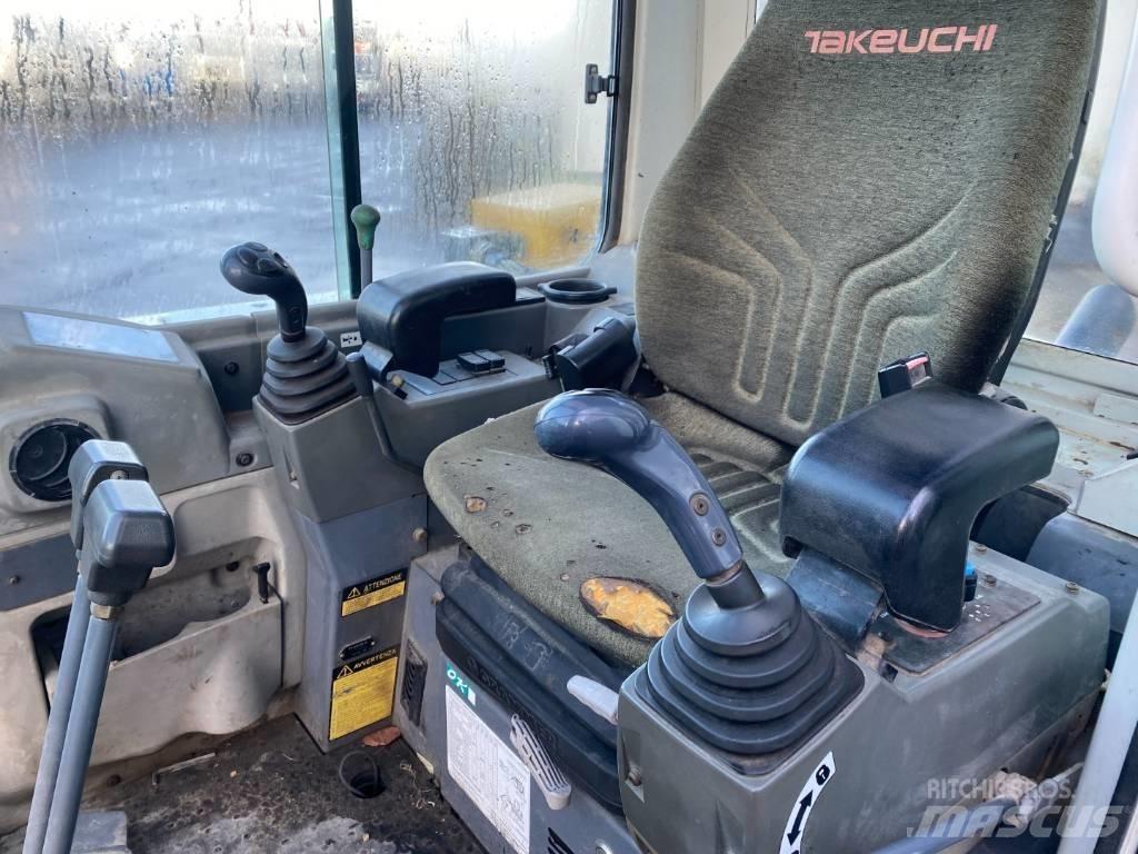 Takeuchi TB 250 Minikoparki