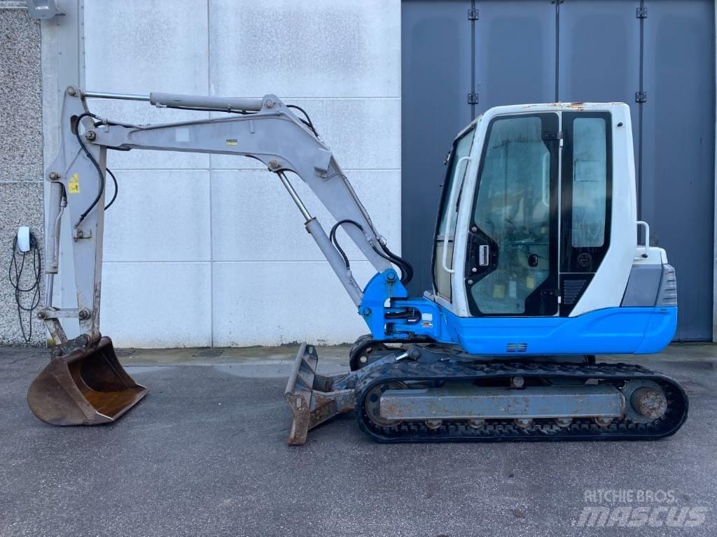 Takeuchi TB 250 Minikoparki