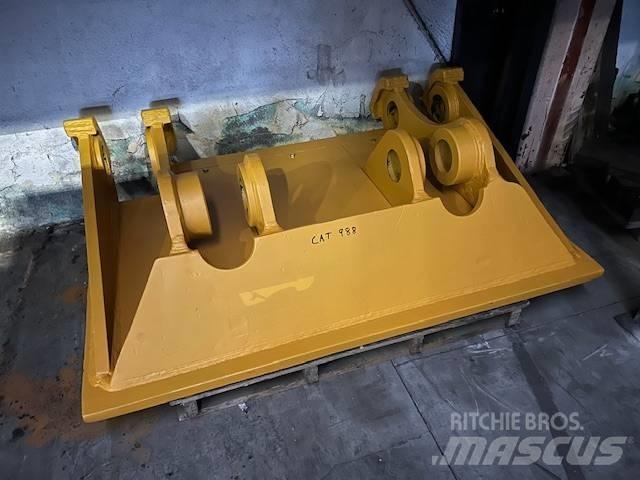 CAT 988 Chwytaki