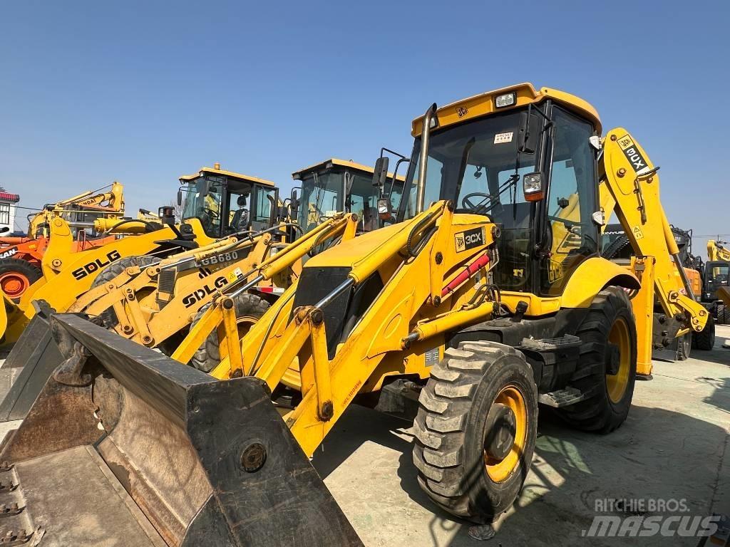 JCB 3 CX Koparko-ładowarki