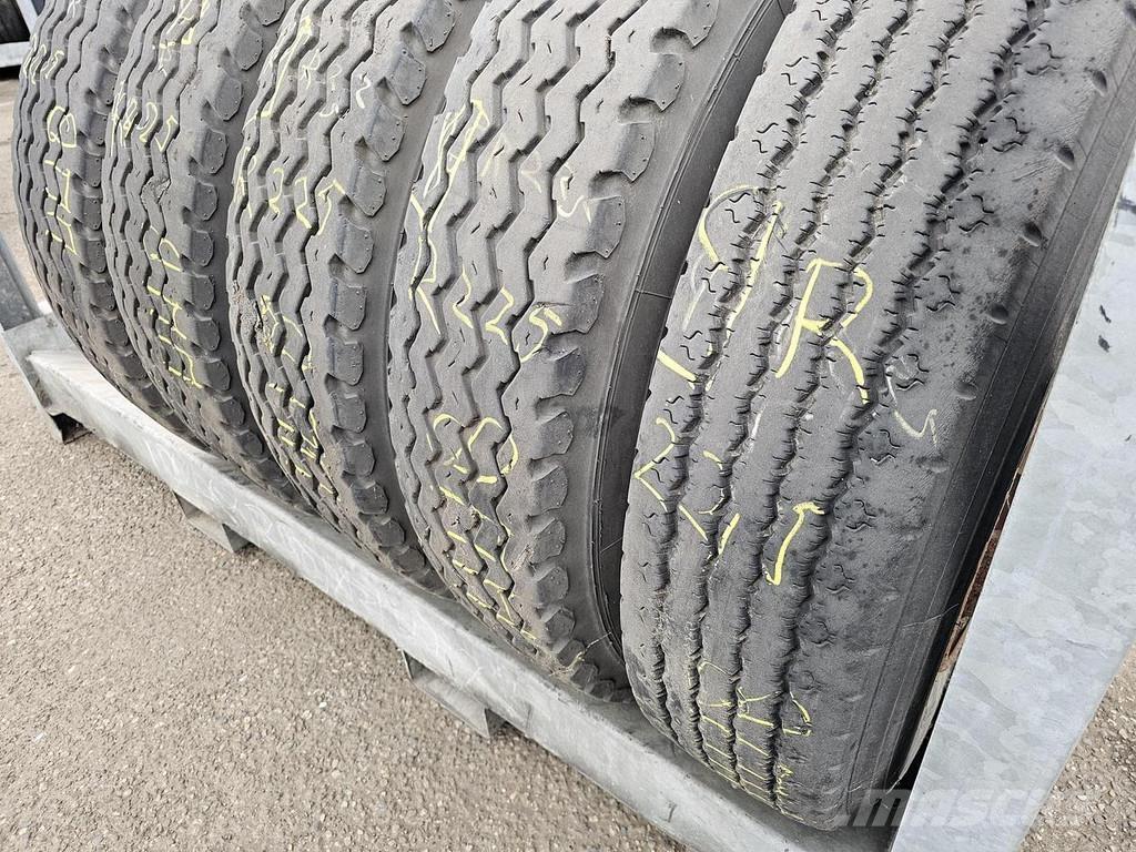 Uniroyal 9 R 22.5 Naczepy bez zabudowy