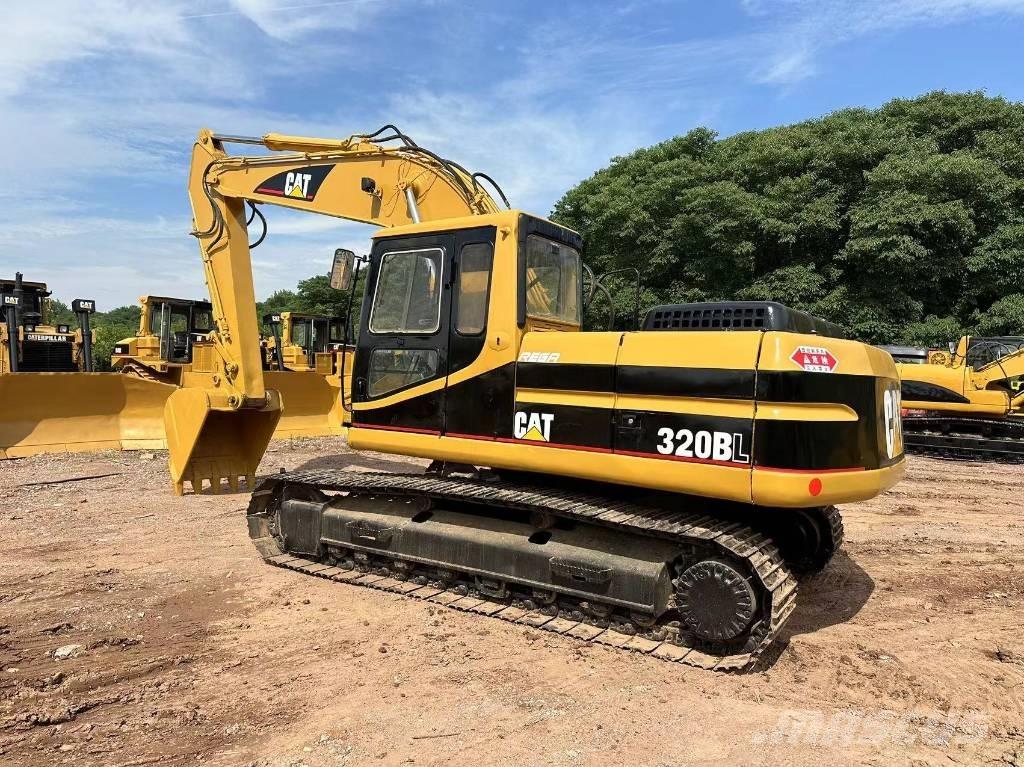 CAT 320 B Koparki gąsienicowe