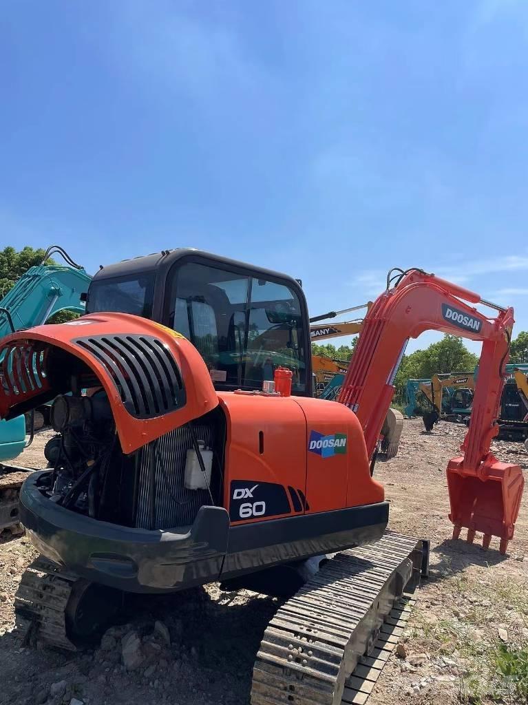 Doosan DX60 Koparki gąsienicowe