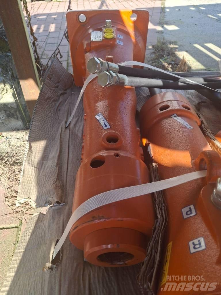 Tabe MT65 Młoty hydrauliczne
