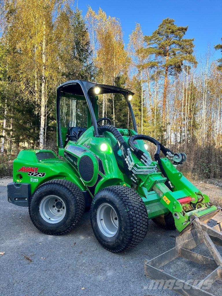 Avant 523 Ładowarki burtowe