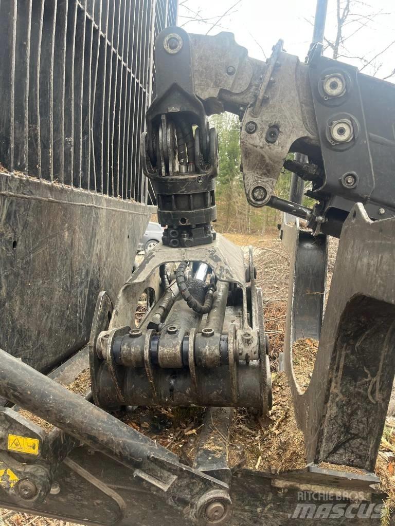 Komatsu 875 Forwardery