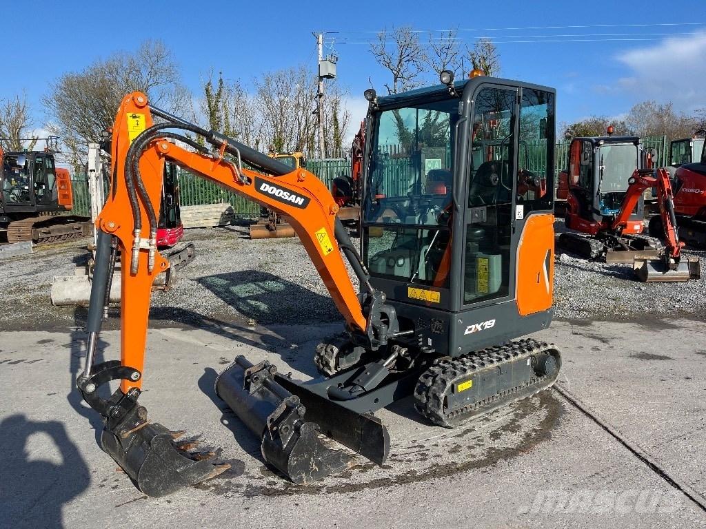 Doosan DX 19 Minikoparki