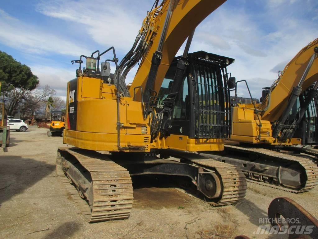 CAT 325 F LCR Koparki gąsienicowe