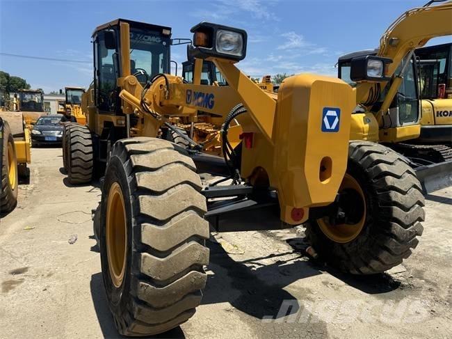 XCMG GR 180 Równiarki