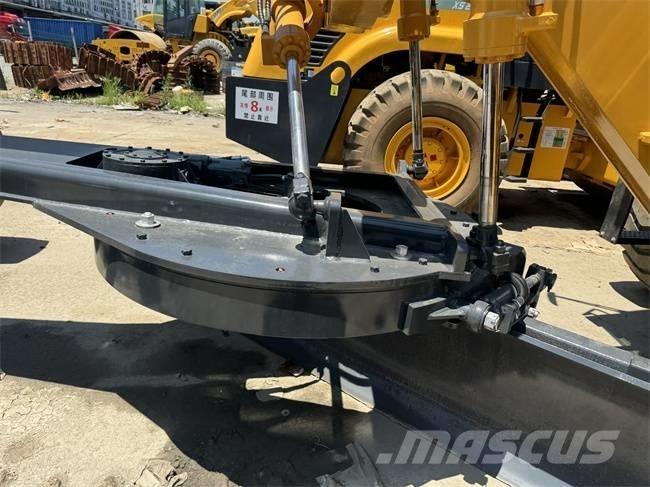 XCMG GR 180 Równiarki