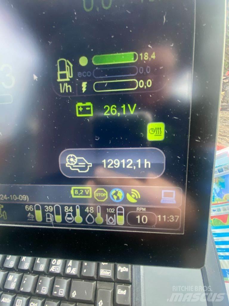 Komatsu 895 Forwardery