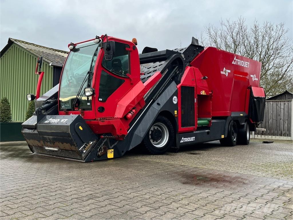 Trioliet Triotrac Karmniki dla zwierzat