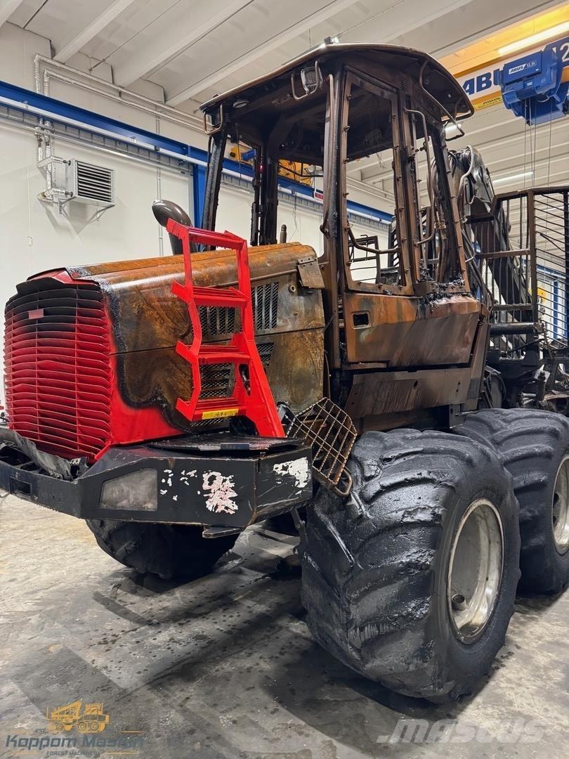 Komatsu 845 Forwardery