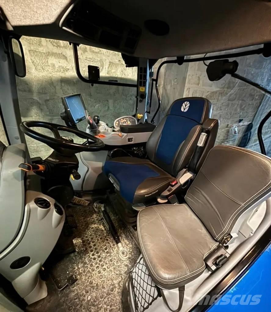 New Holland T 7.225 Ciągniki rolnicze