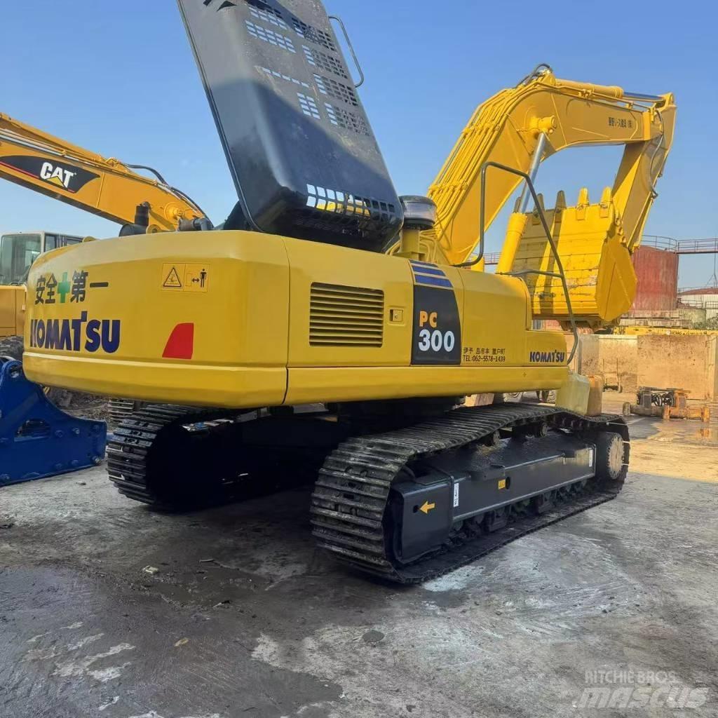 Komatsu PC 300 Koparki gąsienicowe