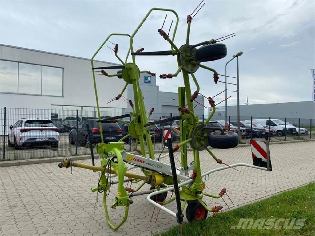 CLAAS VOLTO 700 Zgrabiarki i przetrząsacze