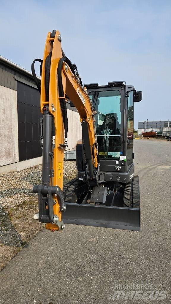 CASE CX25D Minikoparki