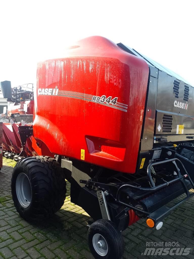 Case IH RB 344 Prasy zwijające