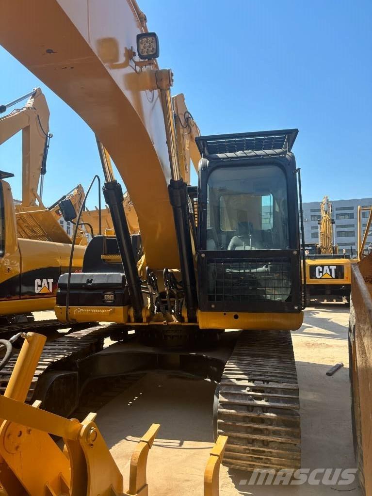 CAT 320D Koparki gąsienicowe