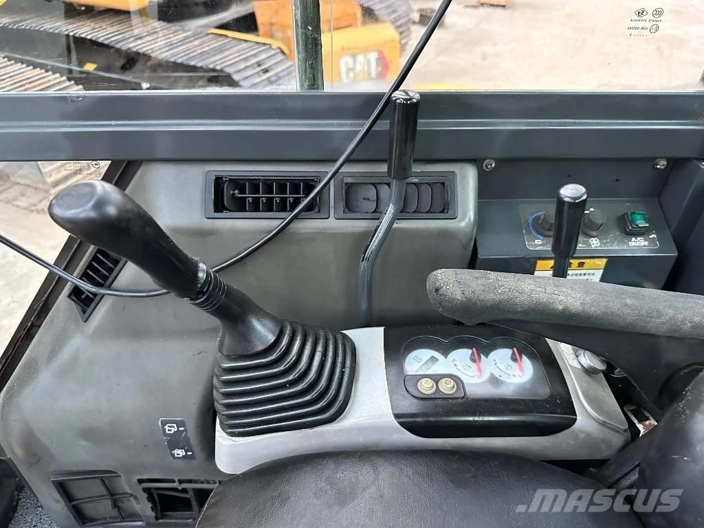 Komatsu PC55MR Minikoparki