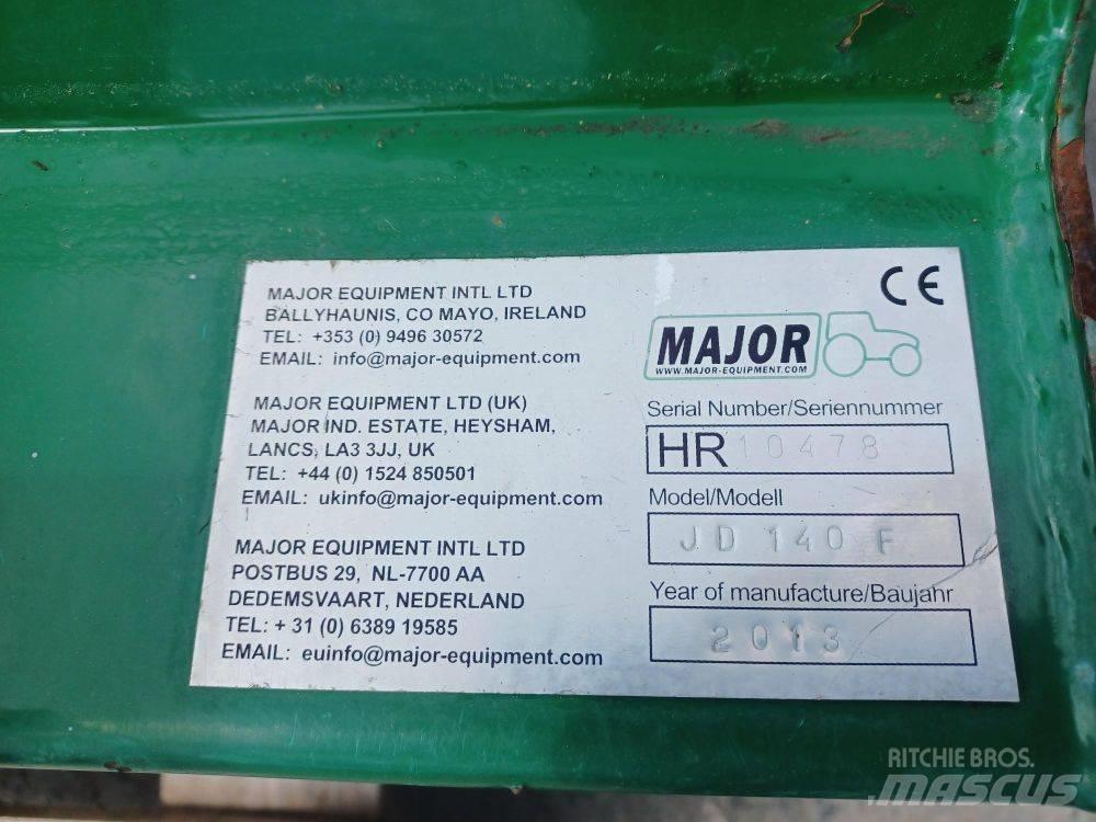 Major JD 140F Kosiarki