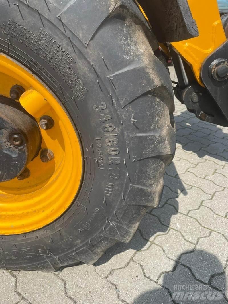 JCB 525.60 Ładowarki teleskopowe
