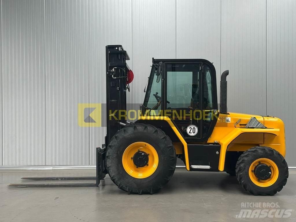 JCB 940 Wózki widłowe terenowe
