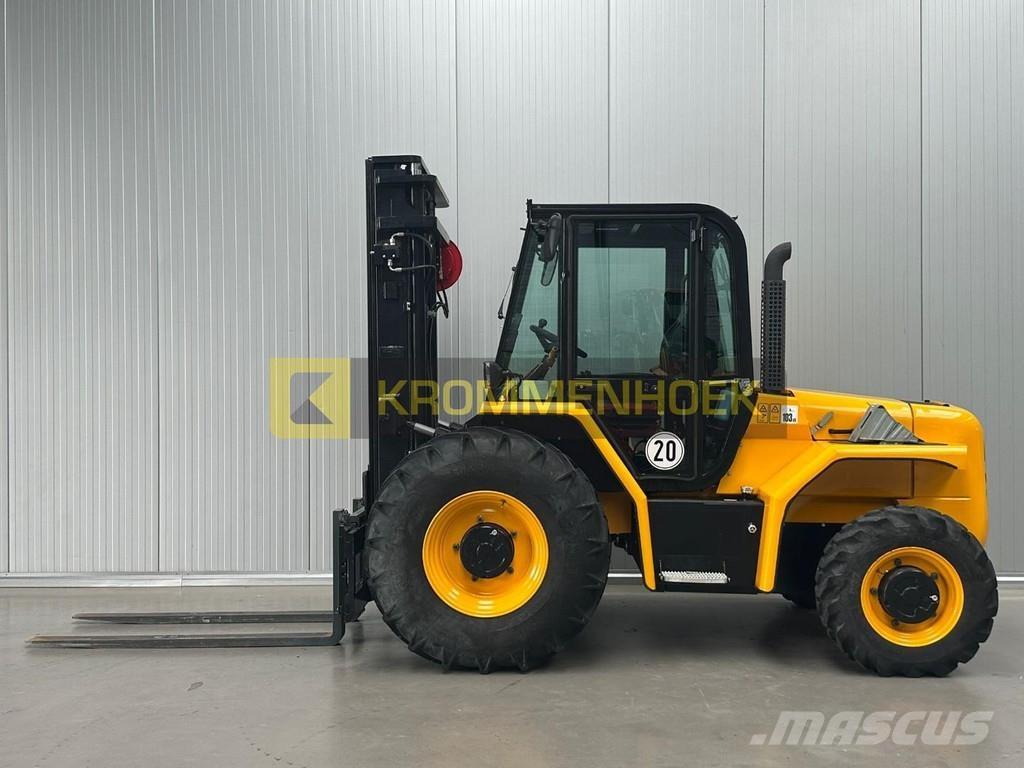 JCB 940 Wózki widłowe terenowe