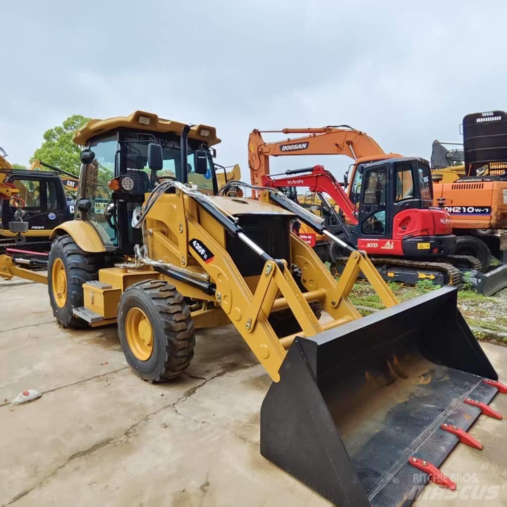 JCB 4 CX Koparko-ładowarki