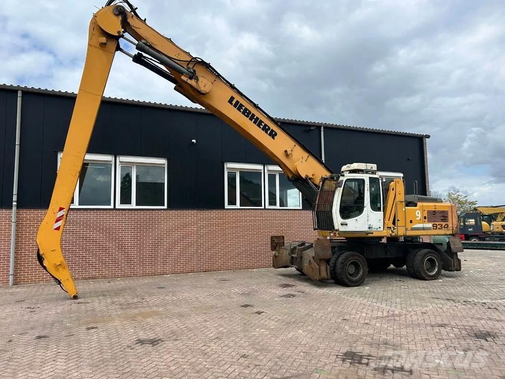 Liebherr A934C Koparki przeładunkowe