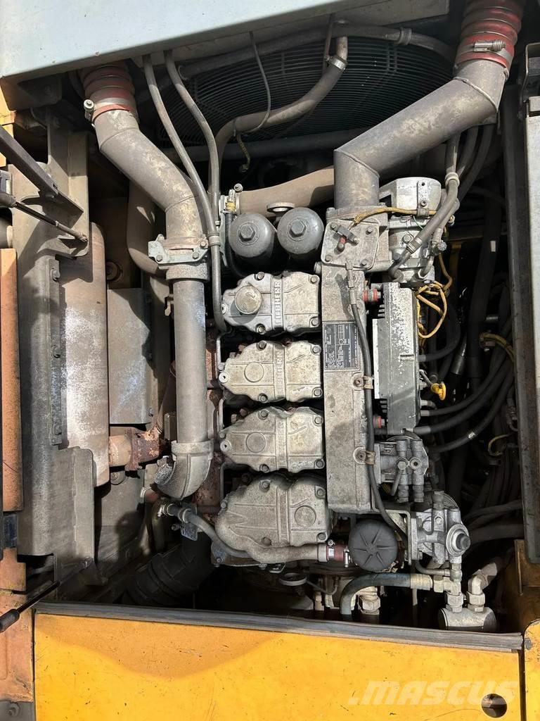 Liebherr A934C Koparki przeładunkowe