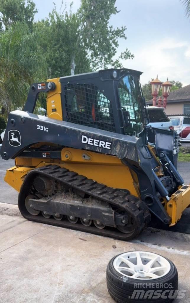 John Deere 331G Ładowarki burtowe