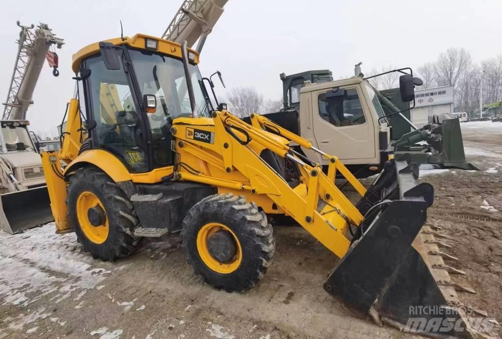 JCB 3CX Koparko-ładowarki