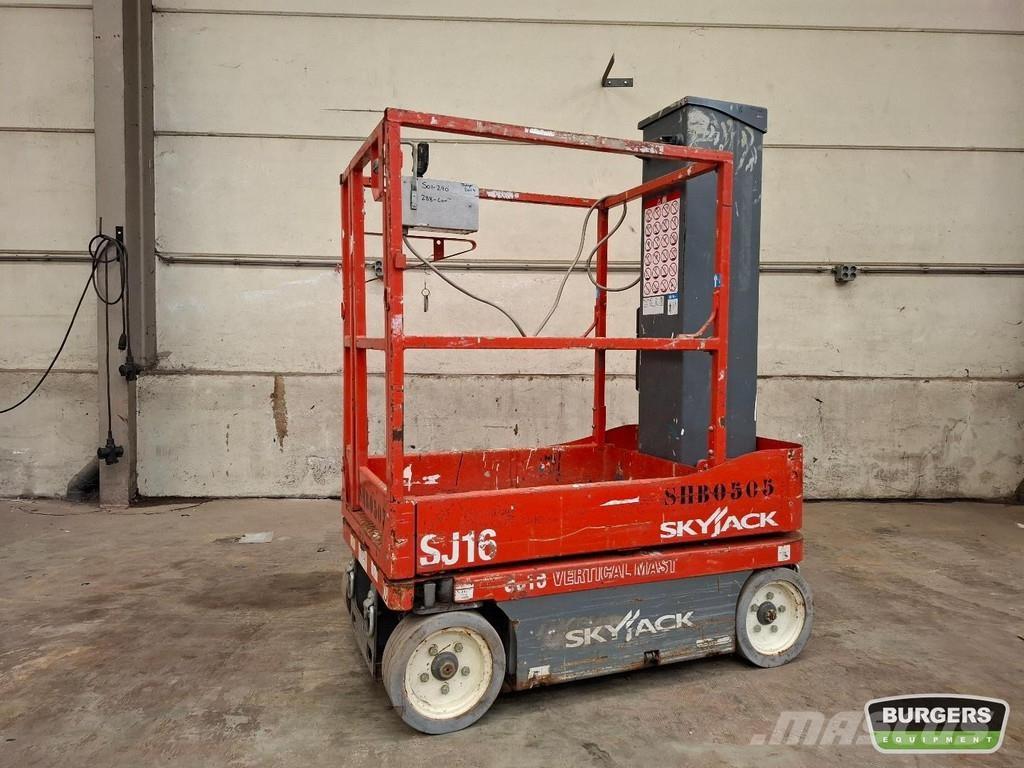 SkyJack SJ16 Inne podnośniki
