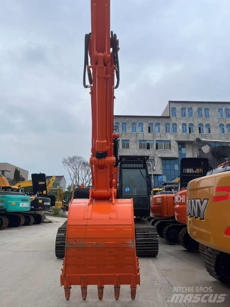 Hitachi ZX 200 Koparki gąsienicowe