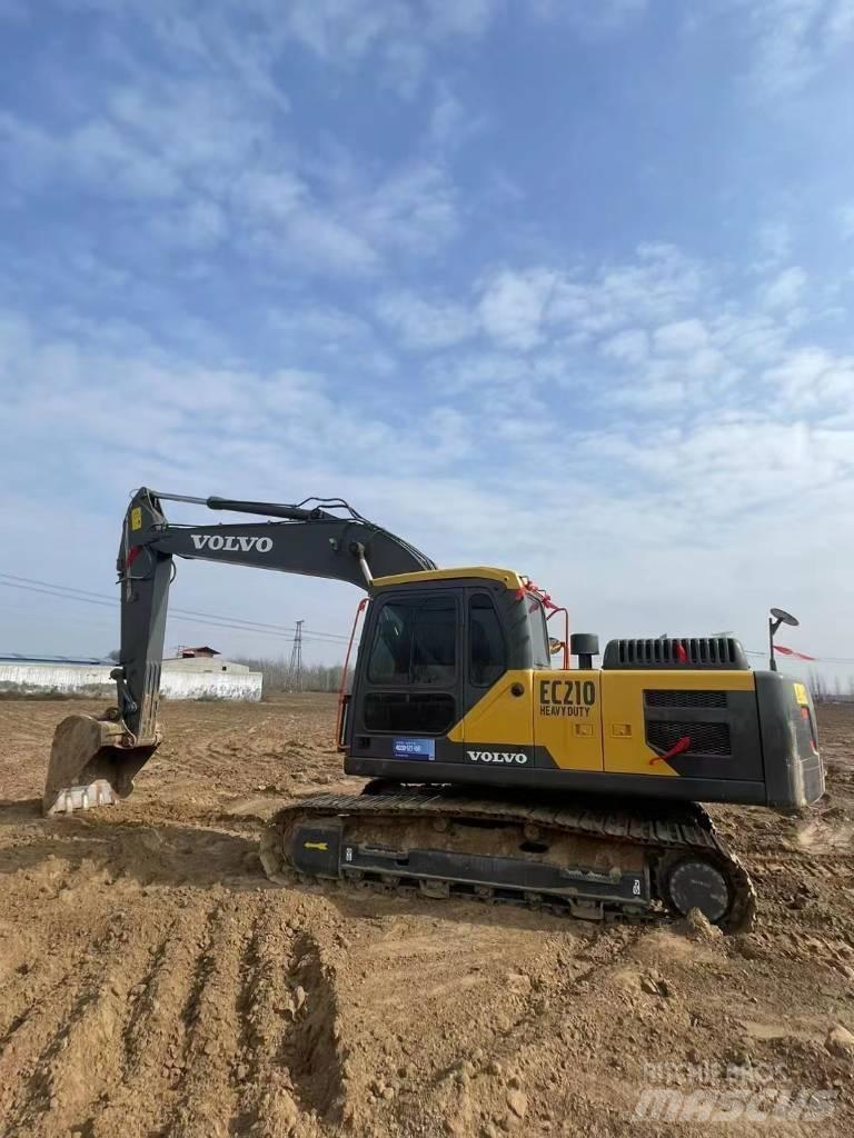 Volvo EC210D Koparki gąsienicowe