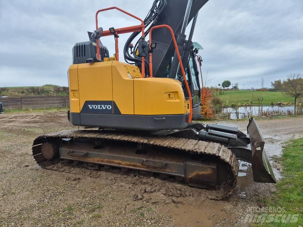 Volvo ECR235EL Koparki gąsienicowe