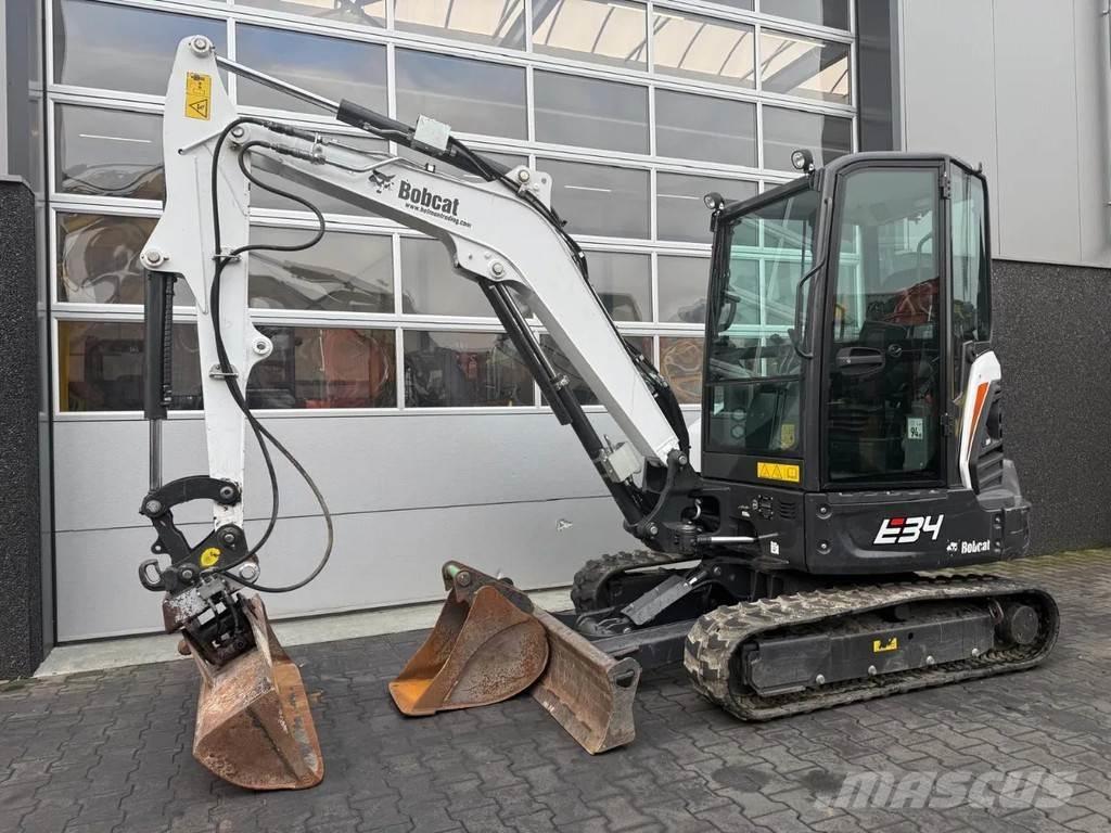 Bobcat E34 Minikoparki