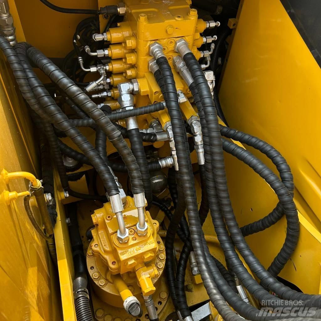 Komatsu 110 Koparki gąsienicowe