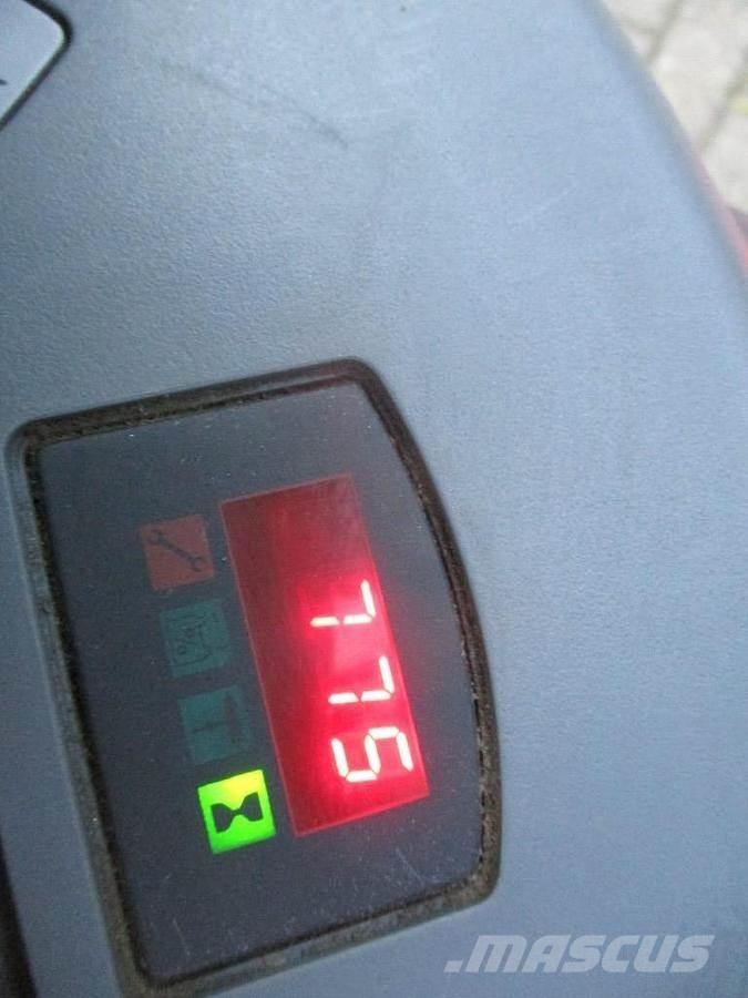 BT LWE 160 Wózki widłowe unoszące