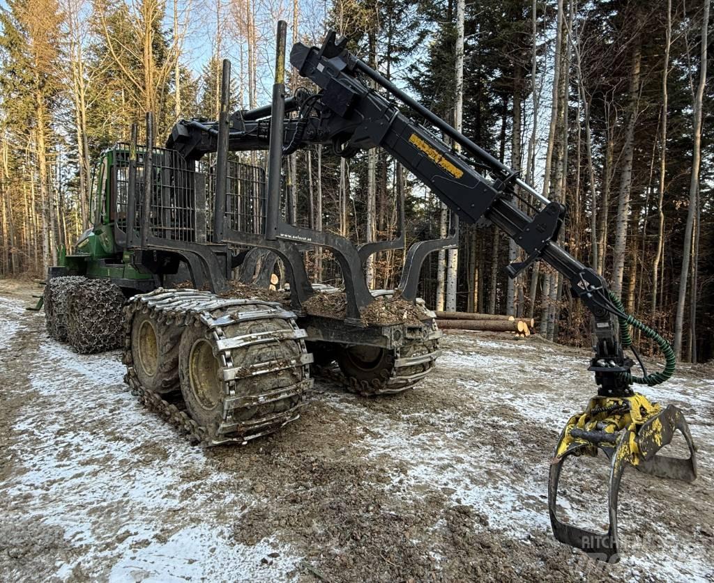 John Deere 1010G Forwardery