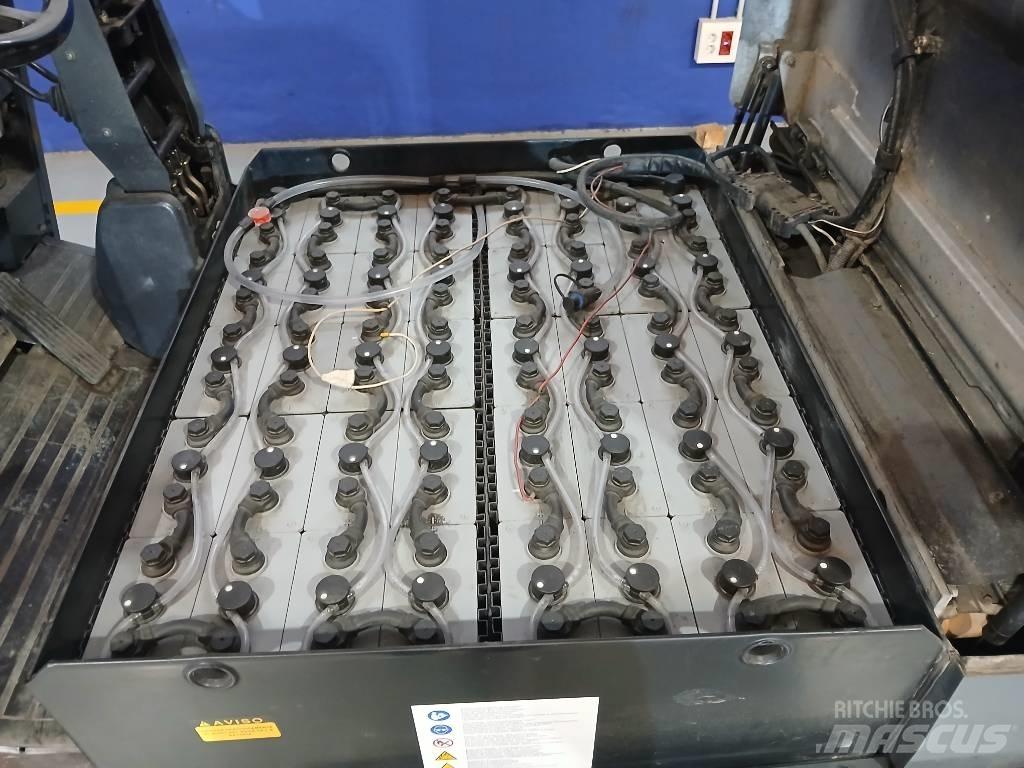 Nissan GQ02 L 30 CU Wózki elektryczne