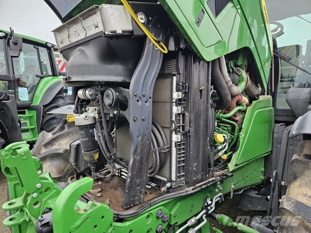 John Deere 6R215 Ciągniki rolnicze